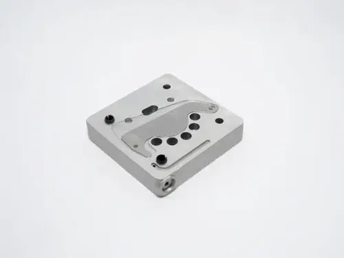 ENTRETAPA COMPRESOR W85 FORD CARGO